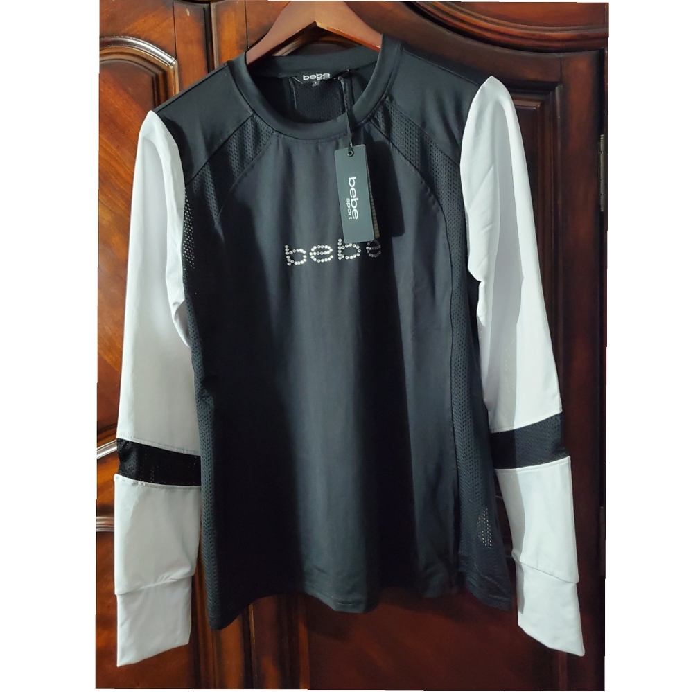 NWT! BEBÉ SWEATER